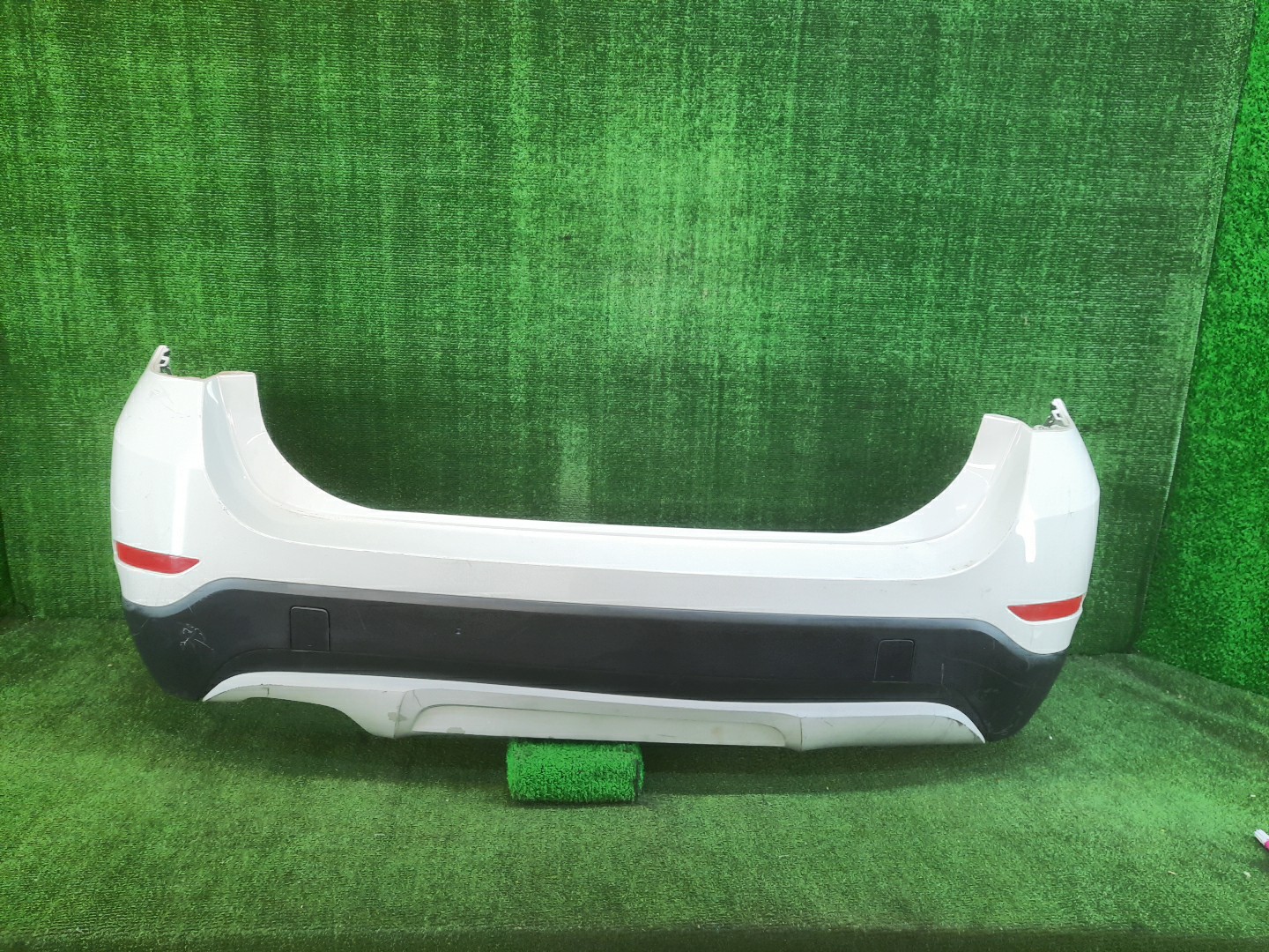 Бампер задний BMW X1 E84 7651 1 ракурс