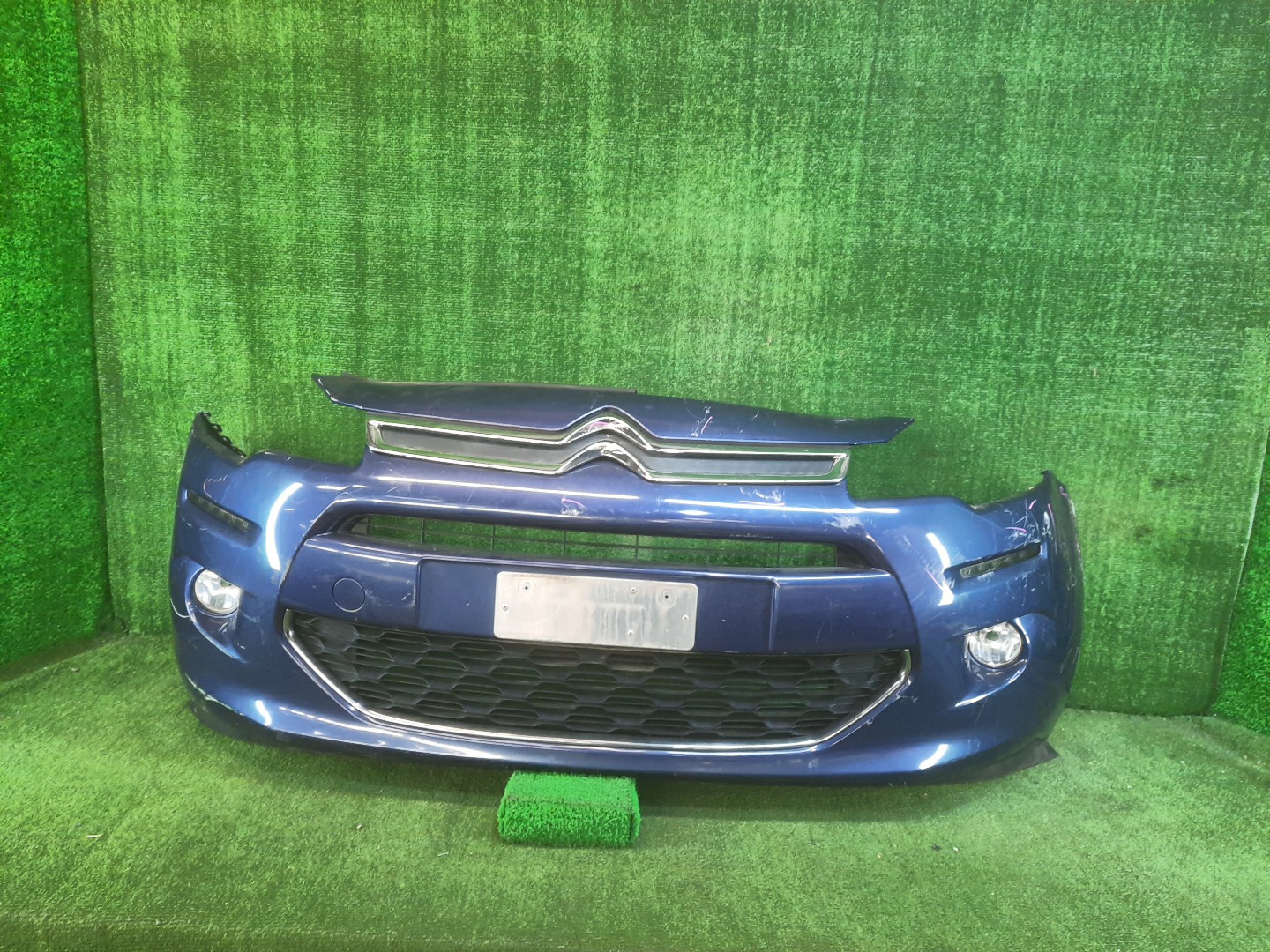 Бампер передний CITROEN C3 A51 7677 1 ракурс