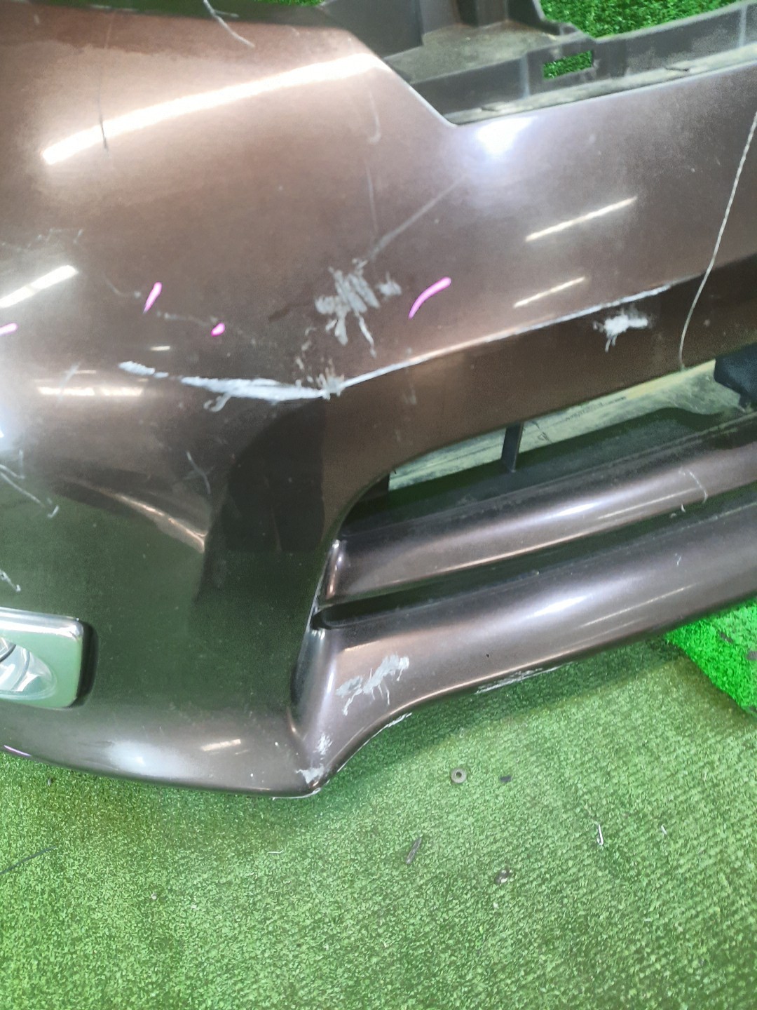 Бампер передний NISSAN SERENA C26 7685 4 ракурс