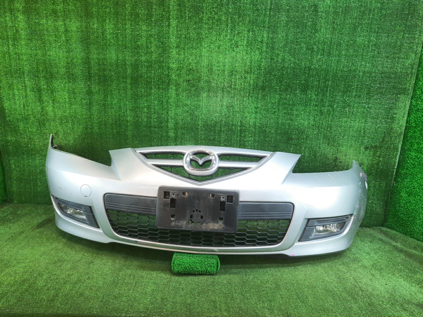 Бампер передний MAZDA AXELA, MAZDA 3, 3 BK5P, BK3P, BKEP, BK SEDAN 1 ракурс