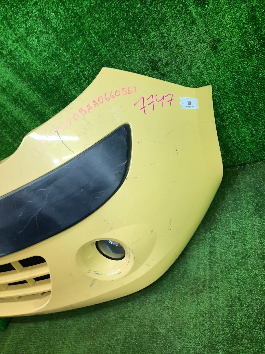 Бампер передний RENAULT KANGOO KW0 7747 4 ракурс