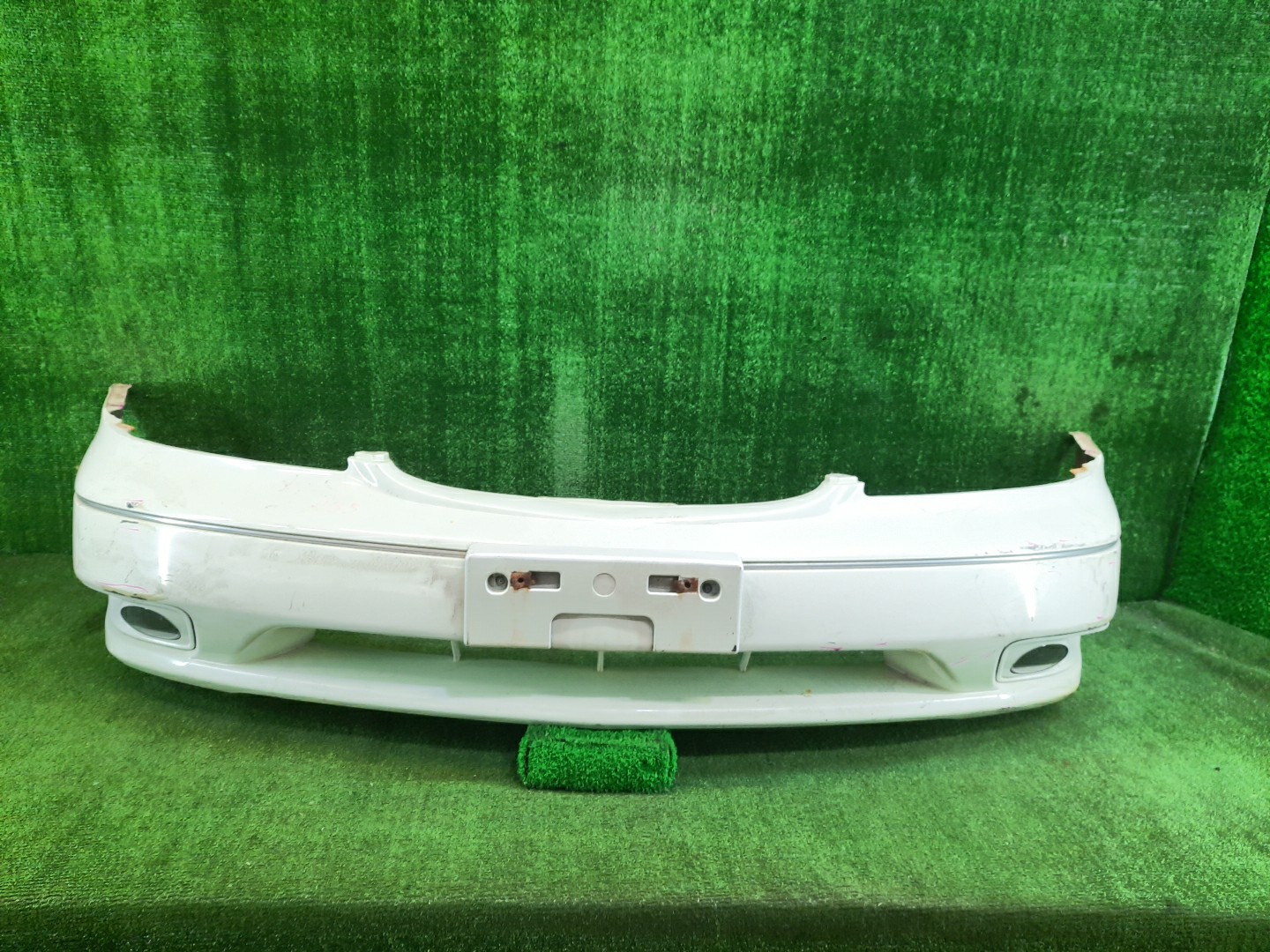 Бампер передний NISSAN CEFIRO A33 7750 1 ракурс