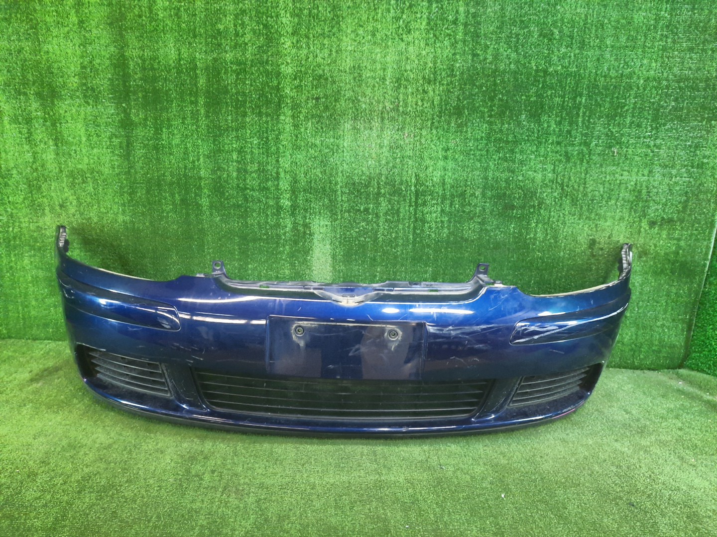 Бампер передний VOLKSWAGEN GOLF, JETTA MK5, 1K5, 1K1, A5, 1K2 7841 1 ракурс