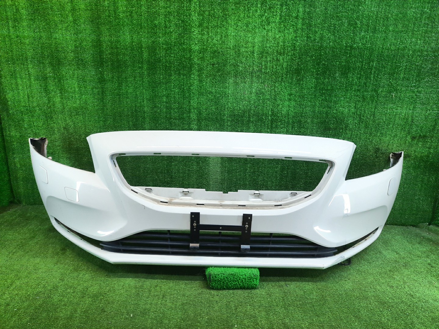 Бампер передний VOLVO V40 MZ63, MV, MV48 7851 1 ракурс