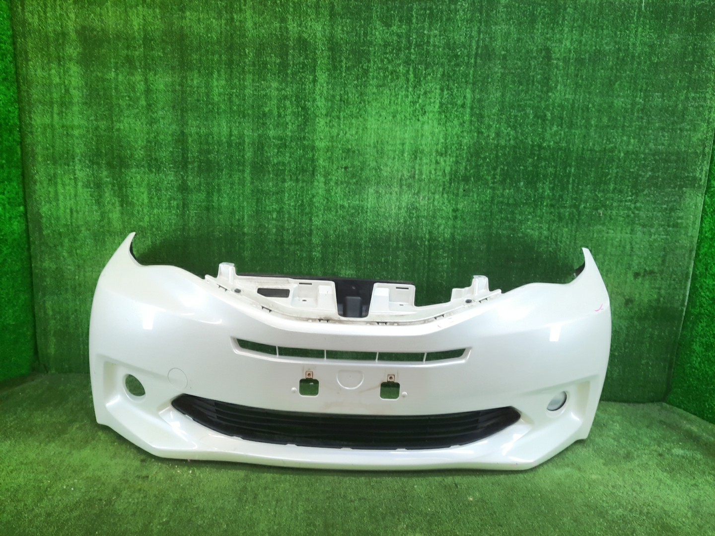 Бампер передний SUBARU TREZIA NCP120, NCP125, NSP120 7933 1 ракурс