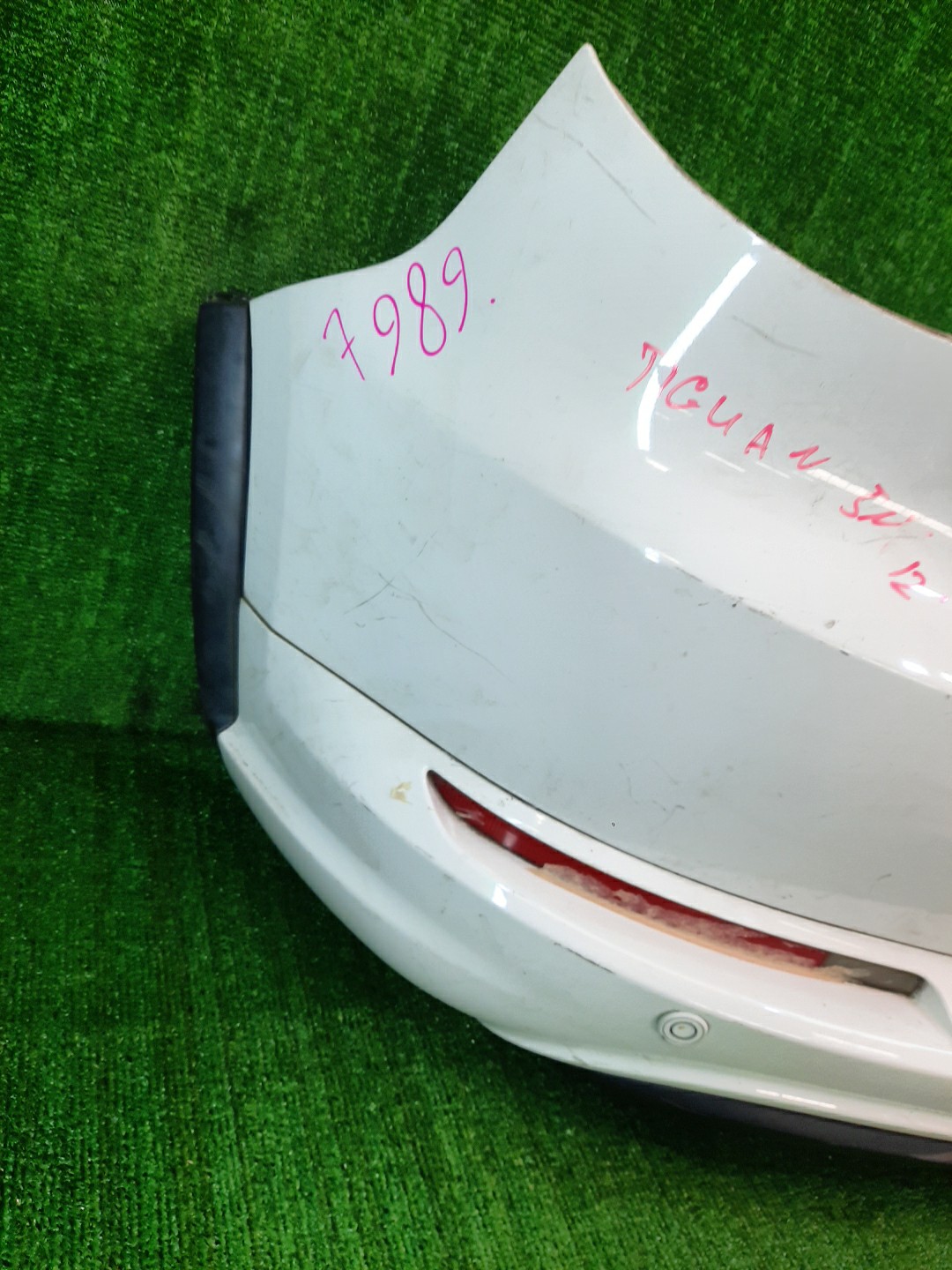 Бампер задний VOLKSWAGEN TIGUAN 5N1, 5N2 7989 2 ракурс