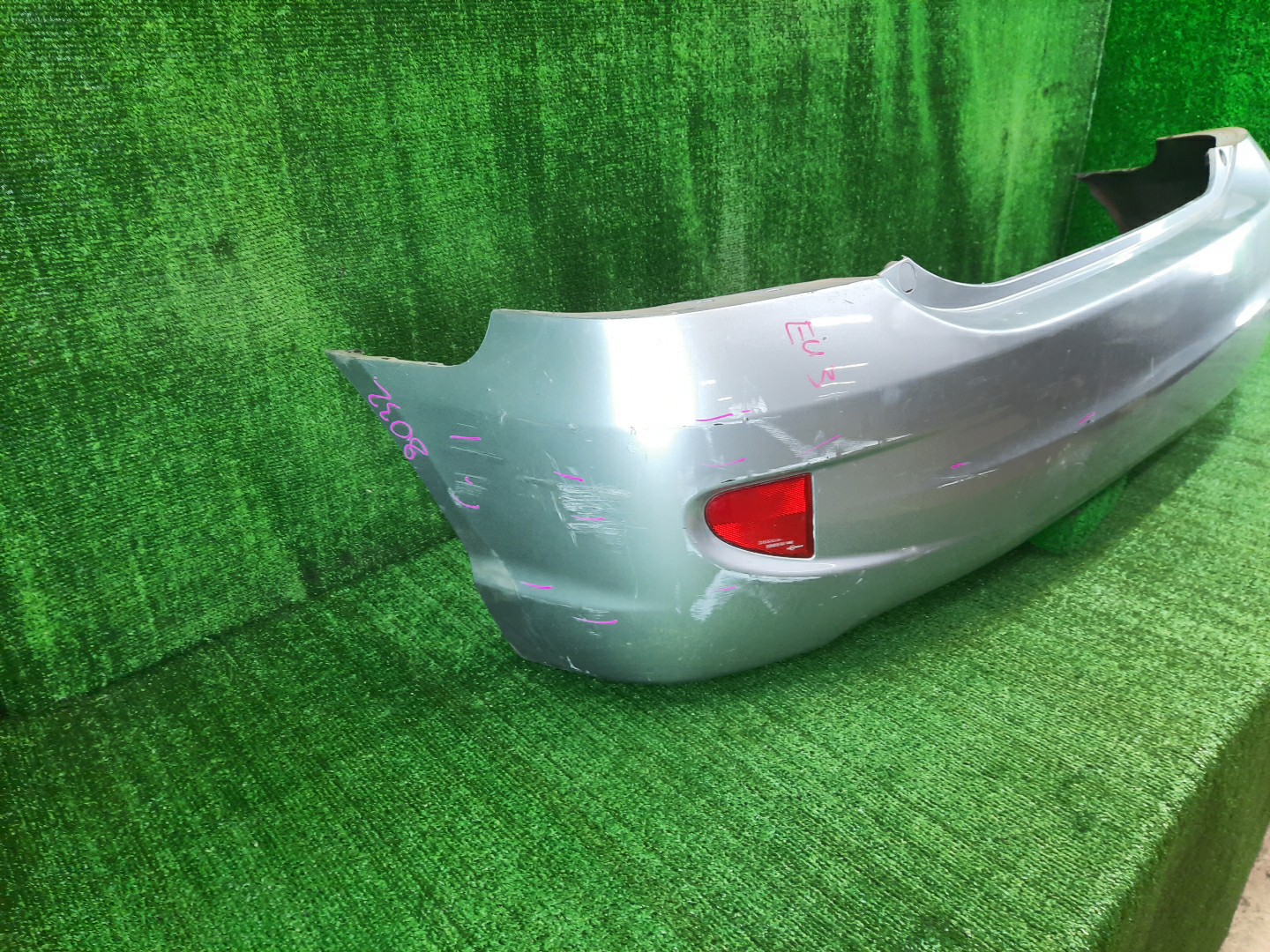 Бампер задний HONDA CIVIC EU3, EU1, EU4, EU2 8032 3 ракурс