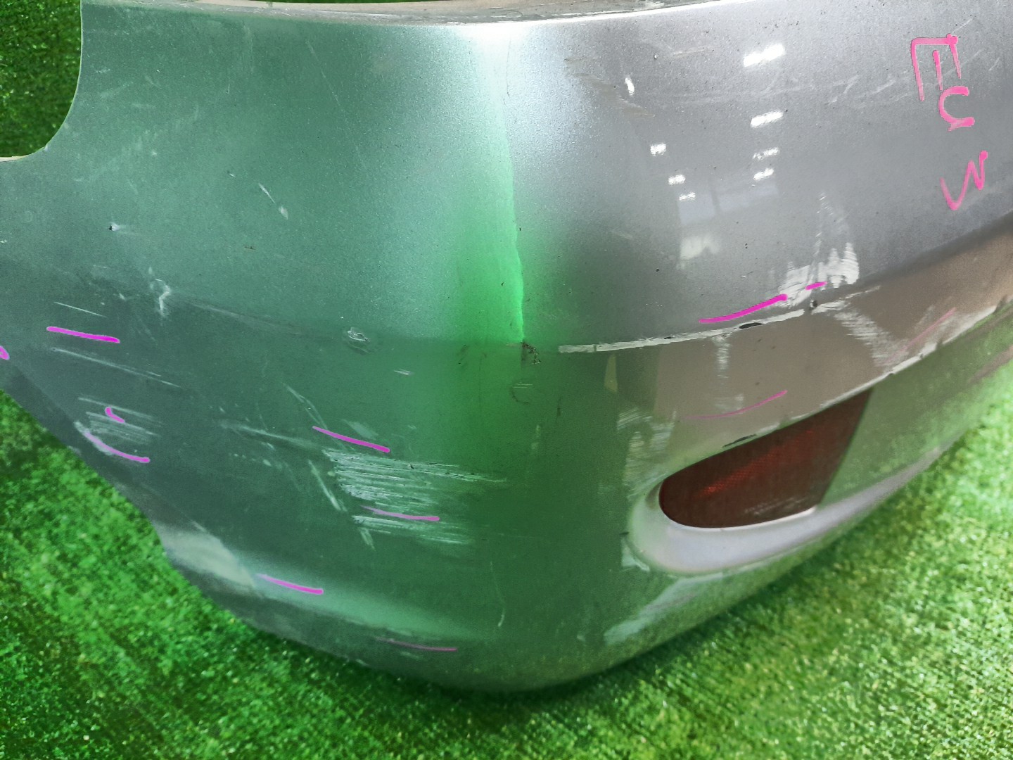 Бампер задний HONDA CIVIC EU3, EU1, EU4, EU2 8032 4 ракурс