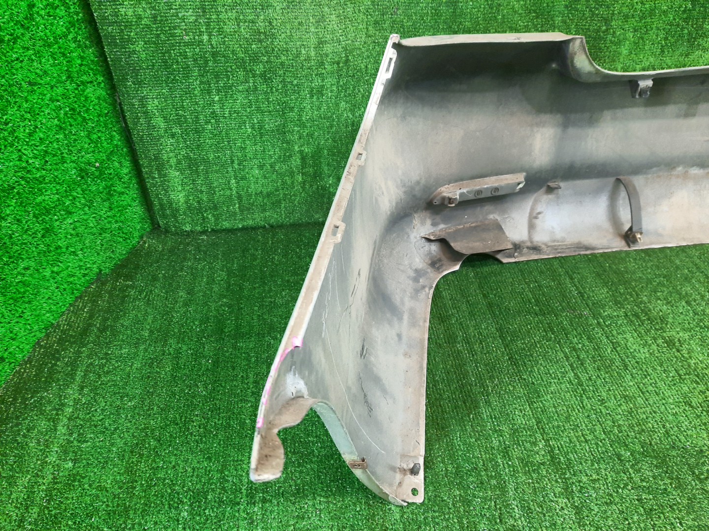 Бампер задний TOYOTA ALLION ZZT240, NZT240, AZT240, ZZT245 8033 5 ракурс