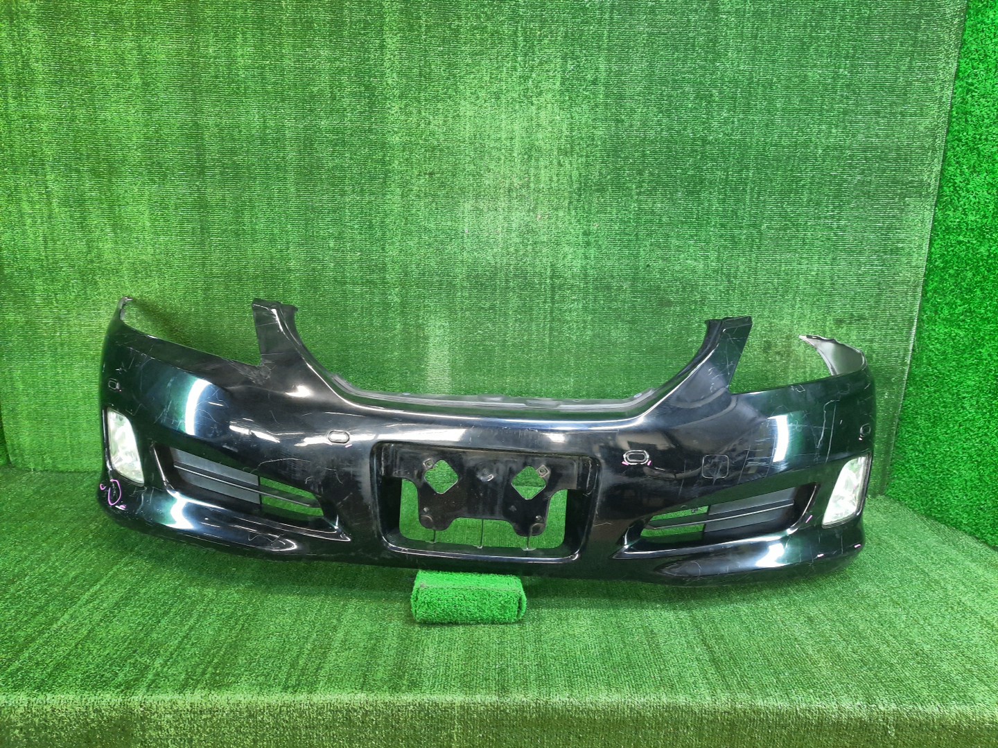 Бампер передний TOYOTA CROWN GRS200 8069 1 ракурс