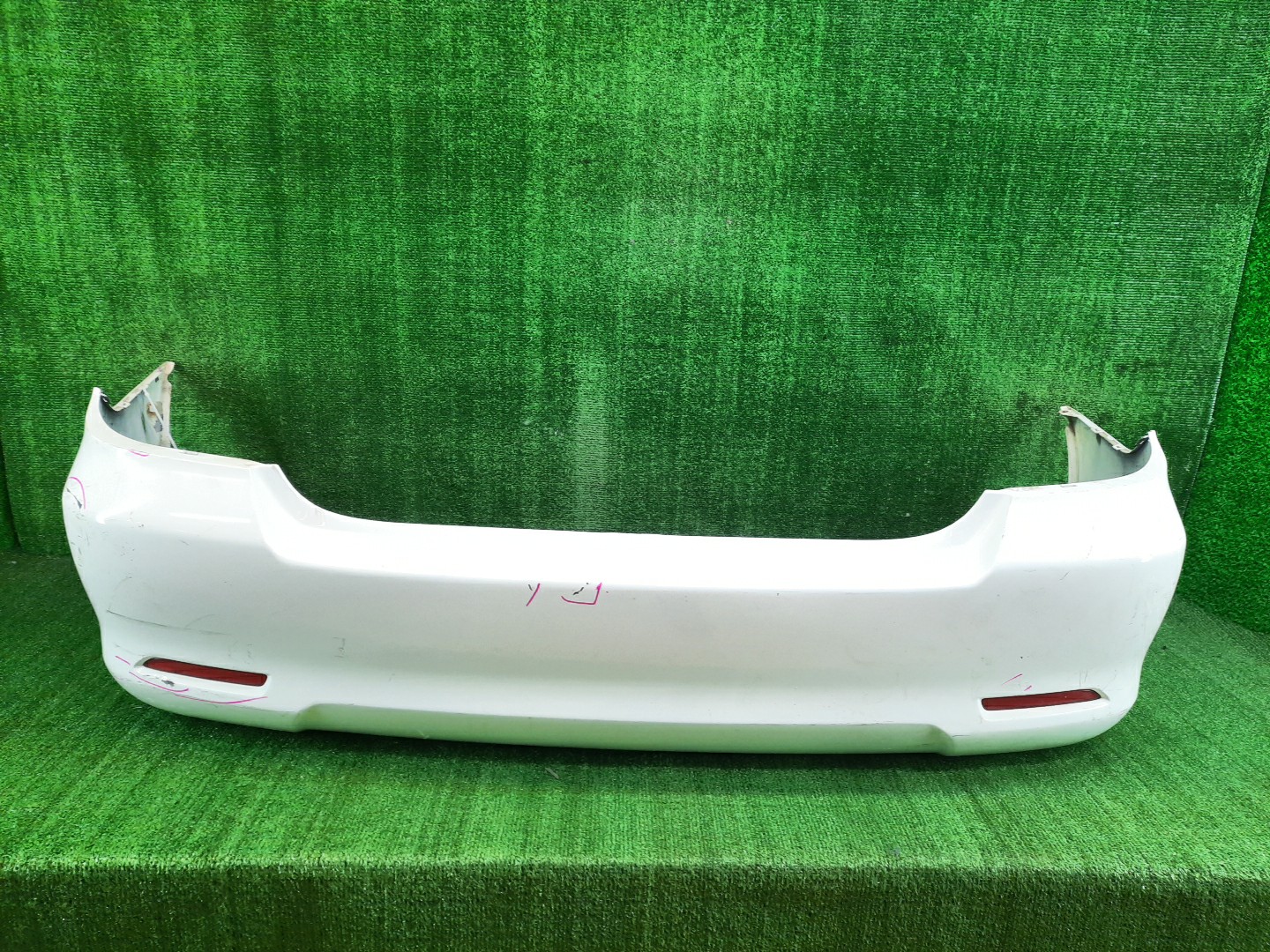 Бампер задний TOYOTA ALLION ZZT240, NZT240, AZT240, ZZT245 8206 1 ракурс