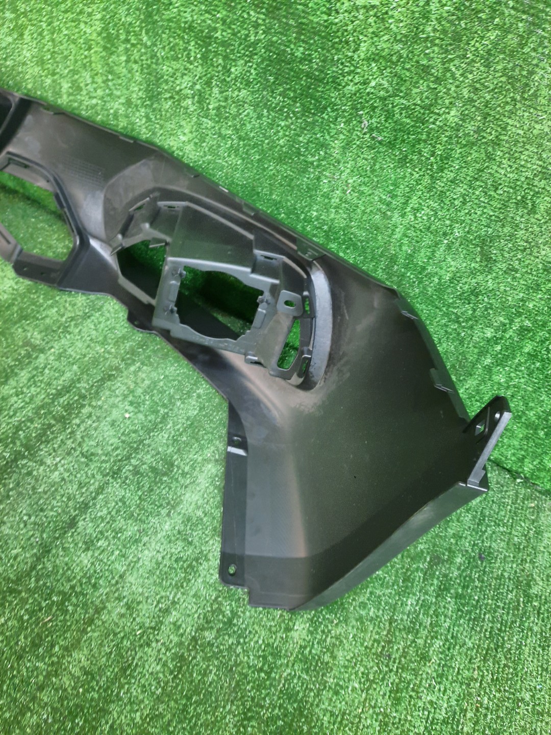 Бампер передний SUZUKI SX4 YB22S 71721-61M00-5PK 5 ракурс