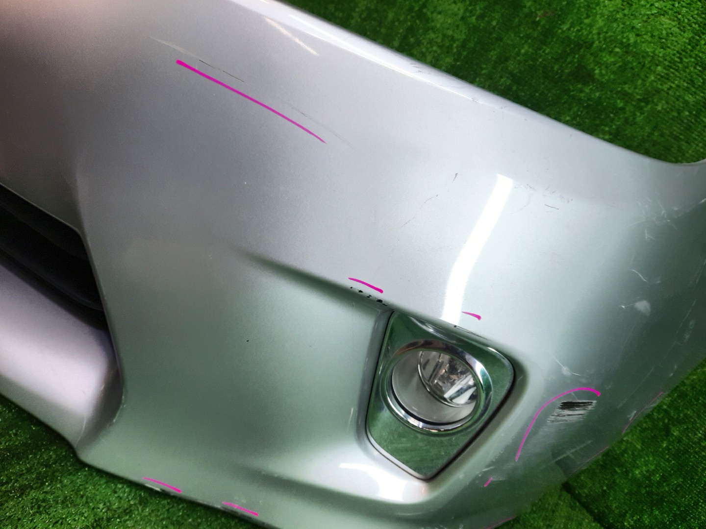Бампер передний TOYOTA SAI AZK10 8233 4 ракурс