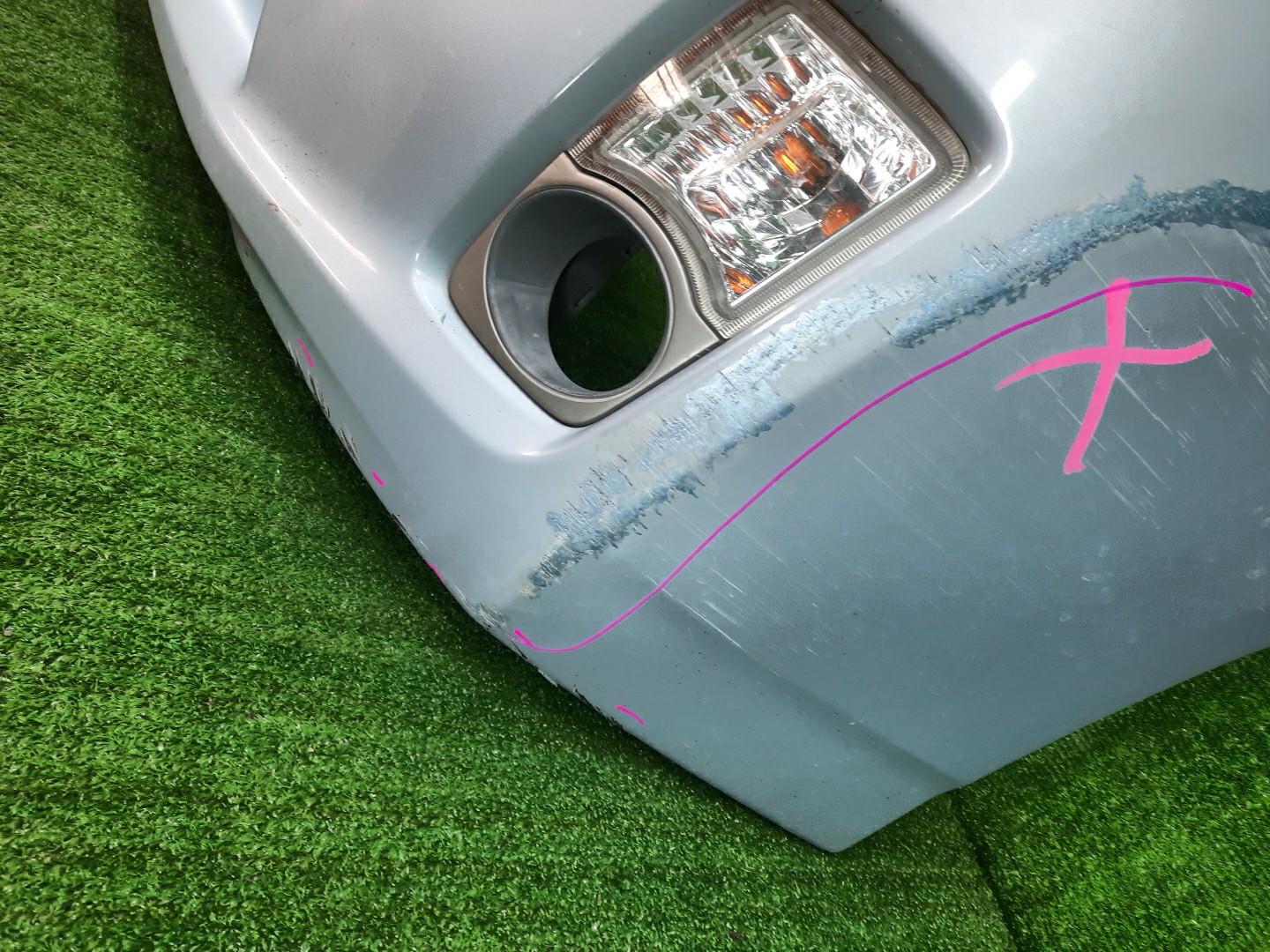 Бампер передний TOYOTA PRIUS ZVW30 8365 5 ракурс