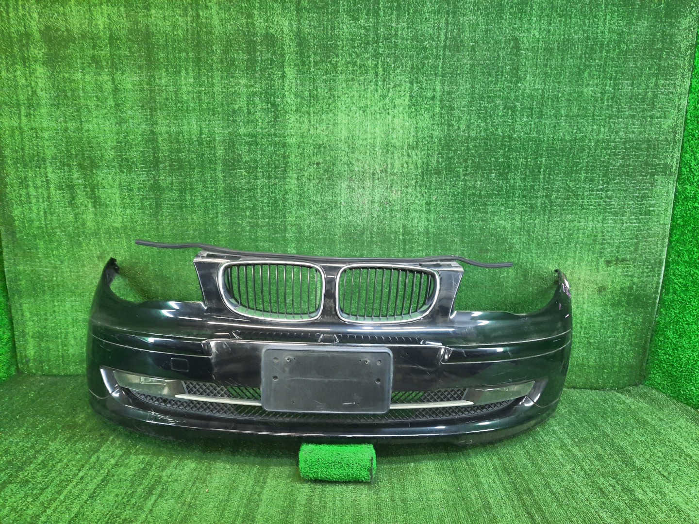 Бампер передний BMW 1-Series E87 8366 1 ракурс