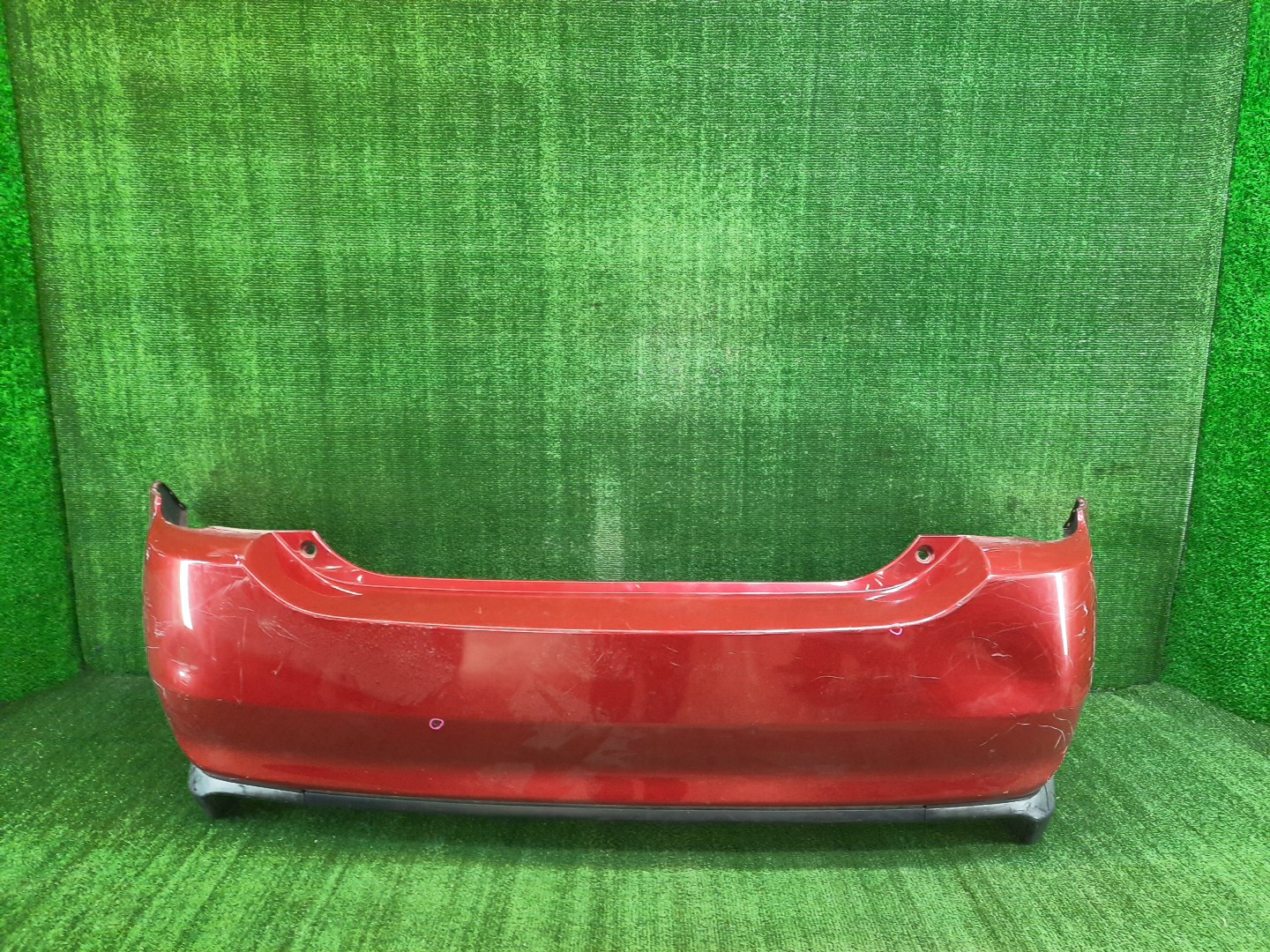 Бампер задний TOYOTA PRIUS NHW20 8408 1 ракурс