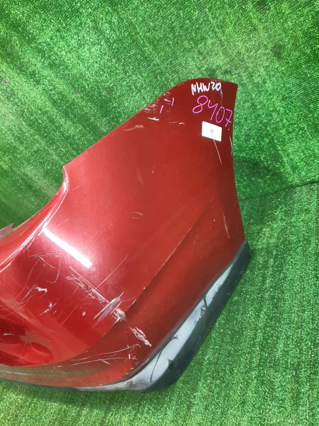 Бампер задний TOYOTA PRIUS NHW20 8408 5 ракурс