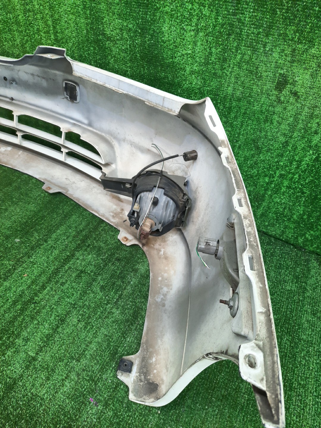 Бампер передний TOYOTA WINDOM MCV30 8468 5 ракурс