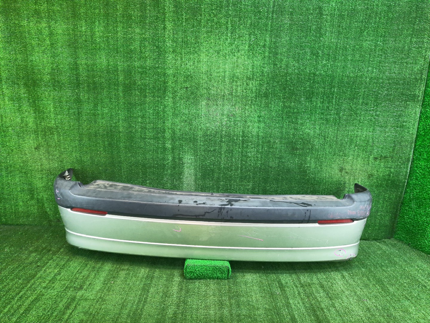 Бампер задний TOYOTA RAUM EXZ10, EXZ15 8511 1 ракурс