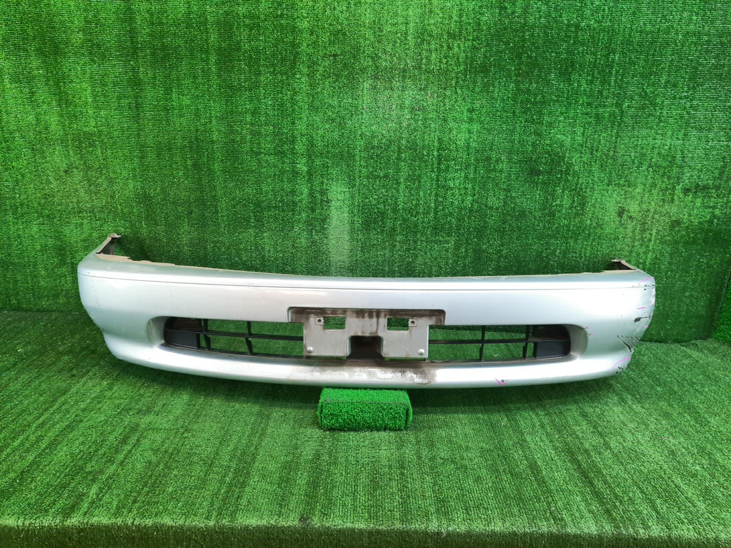 Бампер передний TOYOTA SPRINTER AE111, AE114, AE110, EE111, CE110, CE114 8522 1 ракурс