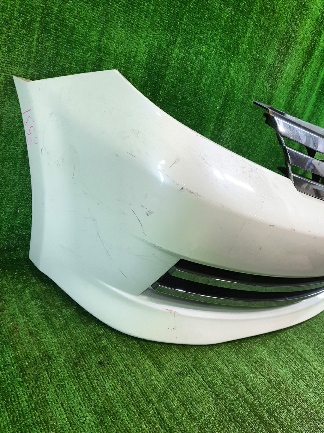 Бампер NISSAN NOTE E11 8531 2 ракурс Бампер NISSAN NOTE E11 8531 2 ракурс