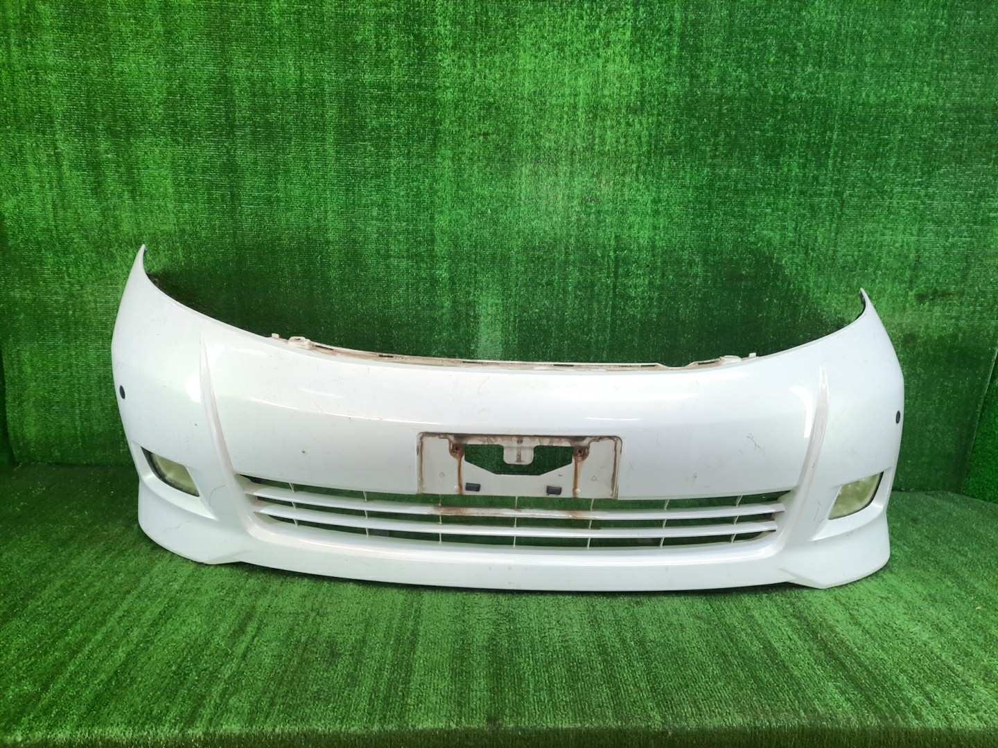 Бампер передний TOYOTA ISIS ZNM10, ZNM10W, ANM10, ANM10W, ANM15, ANM15W, ZGM10, ZGM10W, ZGM11, ZGM11W, ZGM15, ZGM15W, ANM10G, ZGM10G, ANM15G, ZNM10G, ZGM11G, ZGM15G 8637 1 ракурс Бампер передний TOYOTA ISIS ZNM10, ZNM10W, ANM10, ANM10W, ANM15, ANM15W, ZGM10, ZGM10W, ZGM11, ZGM11W, ZGM15, ZGM15W, ANM10G, ZGM10G, ANM15G, ZNM10G, ZGM11G, ZGM15G 8637 1 ракурс