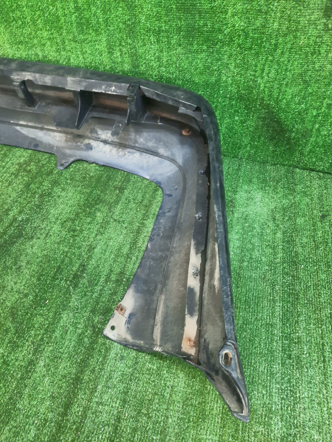 Бампер задний TOYOTA COROLLA AE111, AE114, AE110, EE111, CE110, CE114 8723 4 ракурс