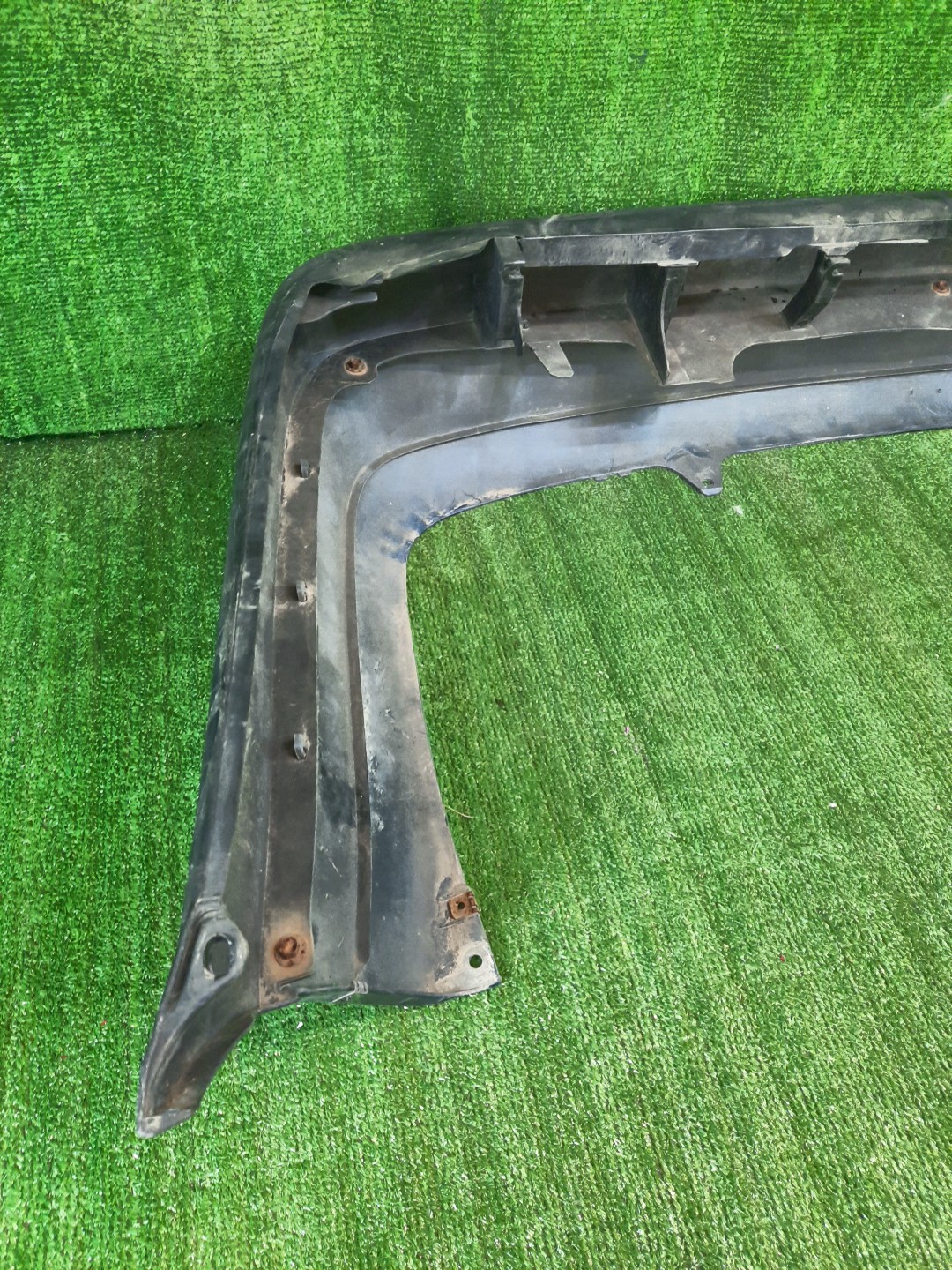Бампер задний TOYOTA COROLLA AE111, AE114, AE110, EE111, CE110, CE114 8723 5 ракурс