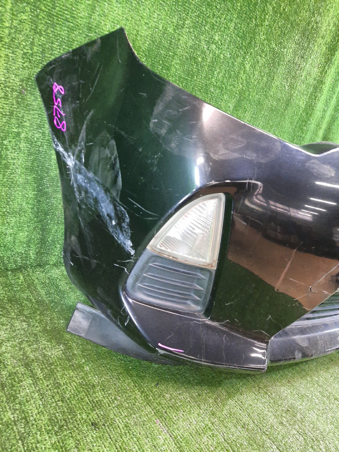 Бампер передний TOYOTA AQUA NHP10 8758 2 ракурс