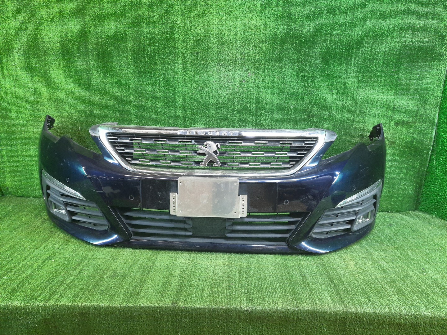 Бампер передний PEUGEOT 308 T91 8772 1 ракурс