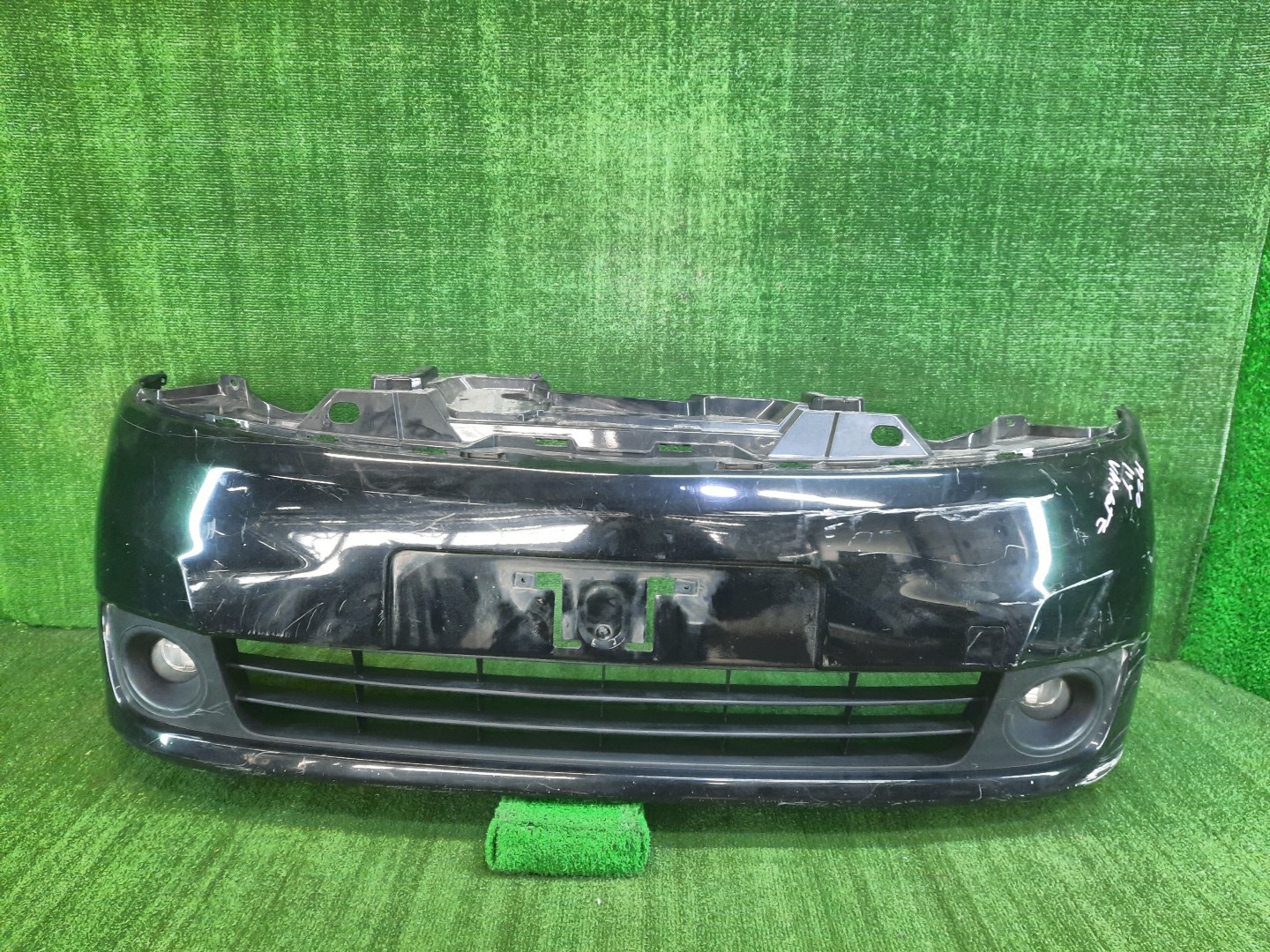 Бампер передний NISSAN DELICA D3, NV200 BM20, M20 8841 1 ракурс