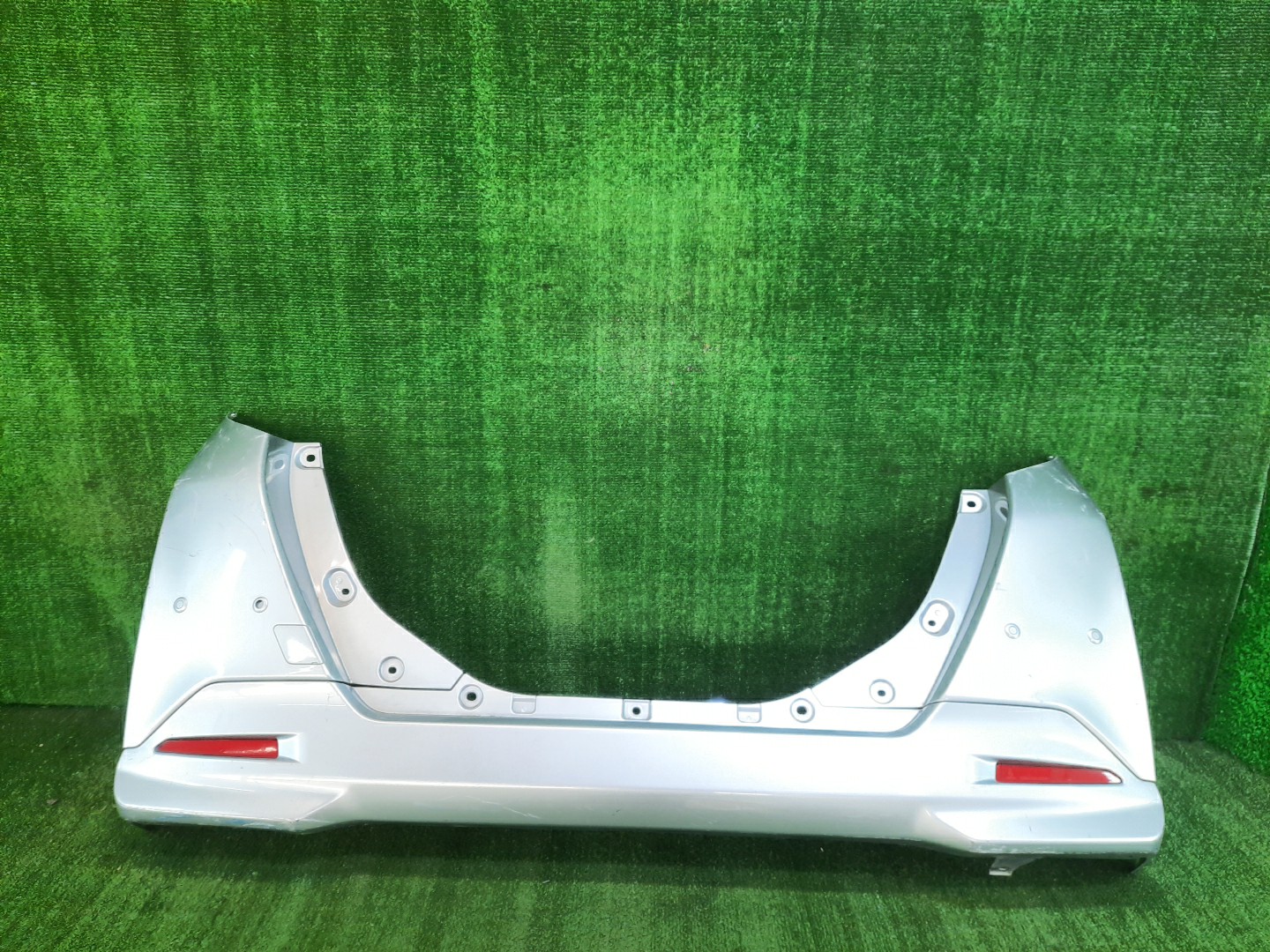 Бампер задний TOYOTA THOR, JUSTY, TANK, ROOMY M910S, M900S, M900F, M910F, M910A, M900A 8868 1 ракурс