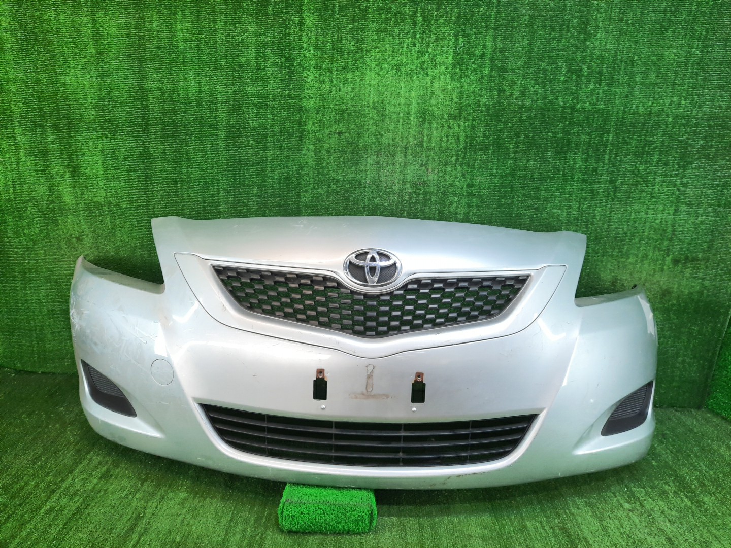 Бампер передний TOYOTA BELTA NCP96, KSP90, KSP92, SCP92 8932 1 ракурс