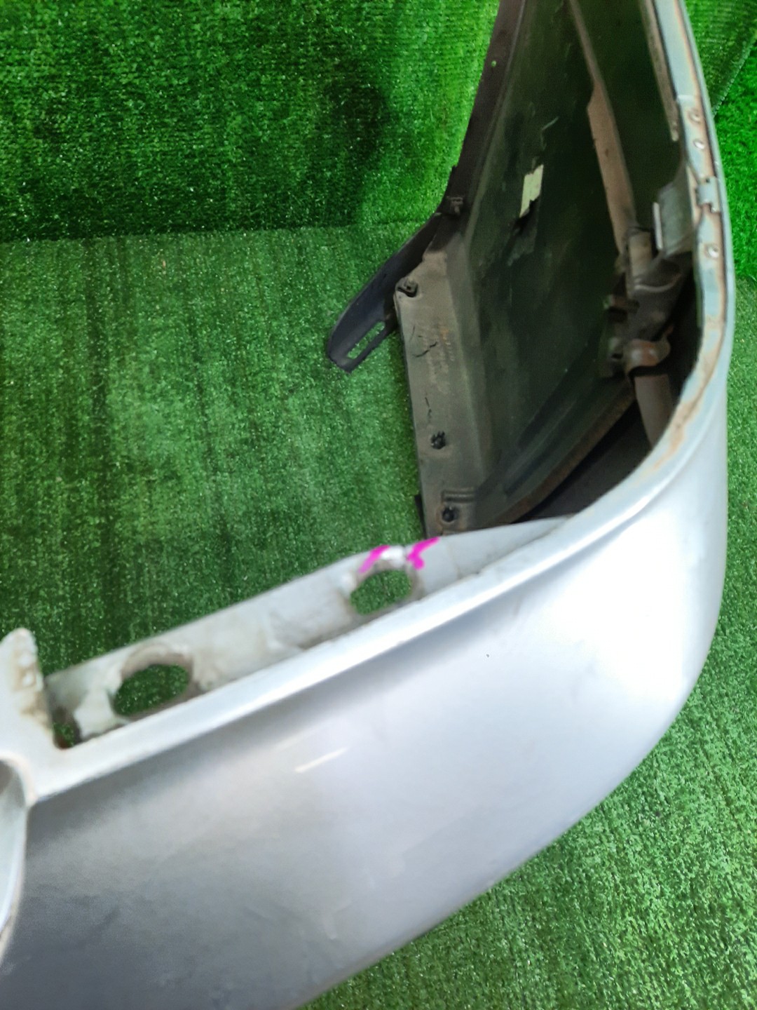 Бампер задний SUBARU LEGACY BE5, BE9 8936 3 ракурс
