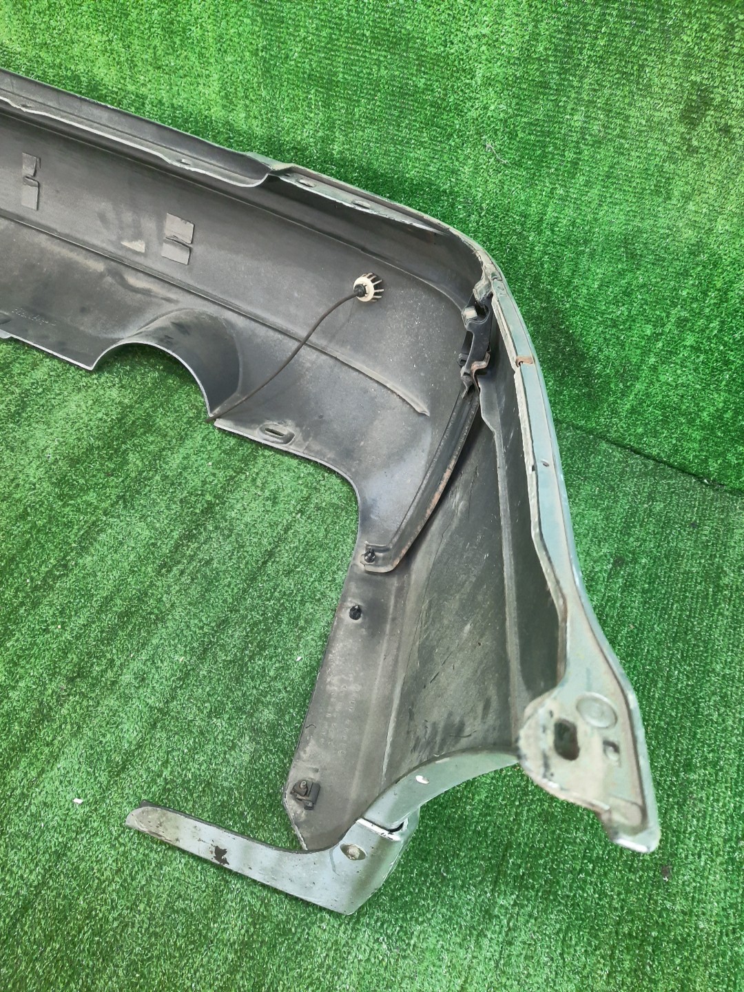 Бампер задний SUBARU LEGACY BE5, BE9 8936 5 ракурс