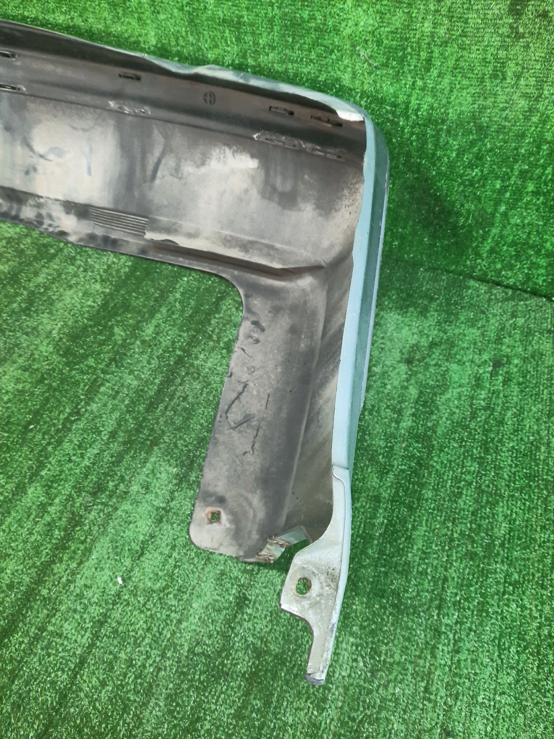 Бампер задний NISSAN SUNNY B15, FB15, FNB15, QB15, SB15 8943 5 ракурс
