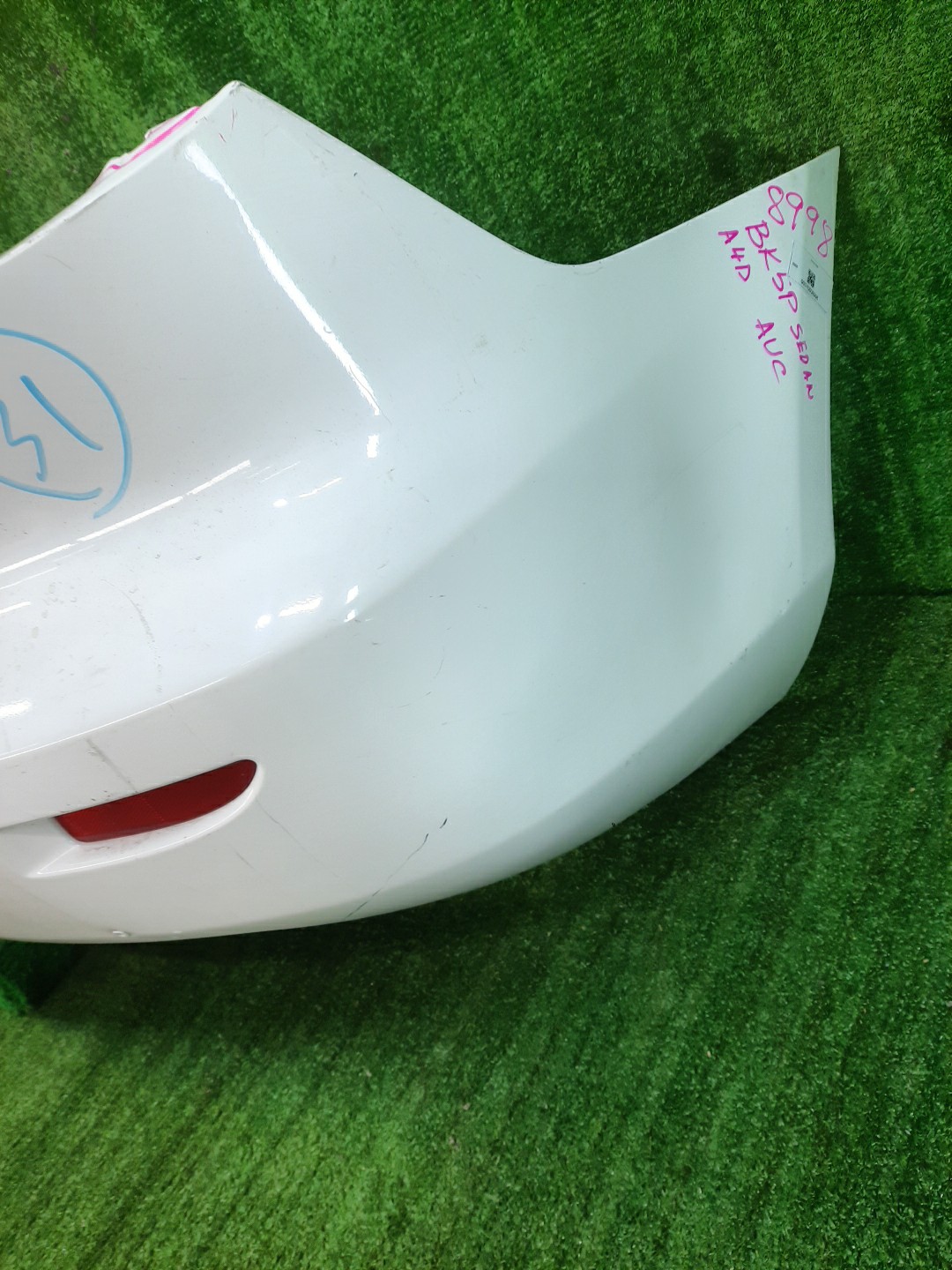 Бампер задний MAZDA AXELA, MAZDA 3, 3 BK5P, BK3P, BKEP, BK SEDAN 5 ракурс