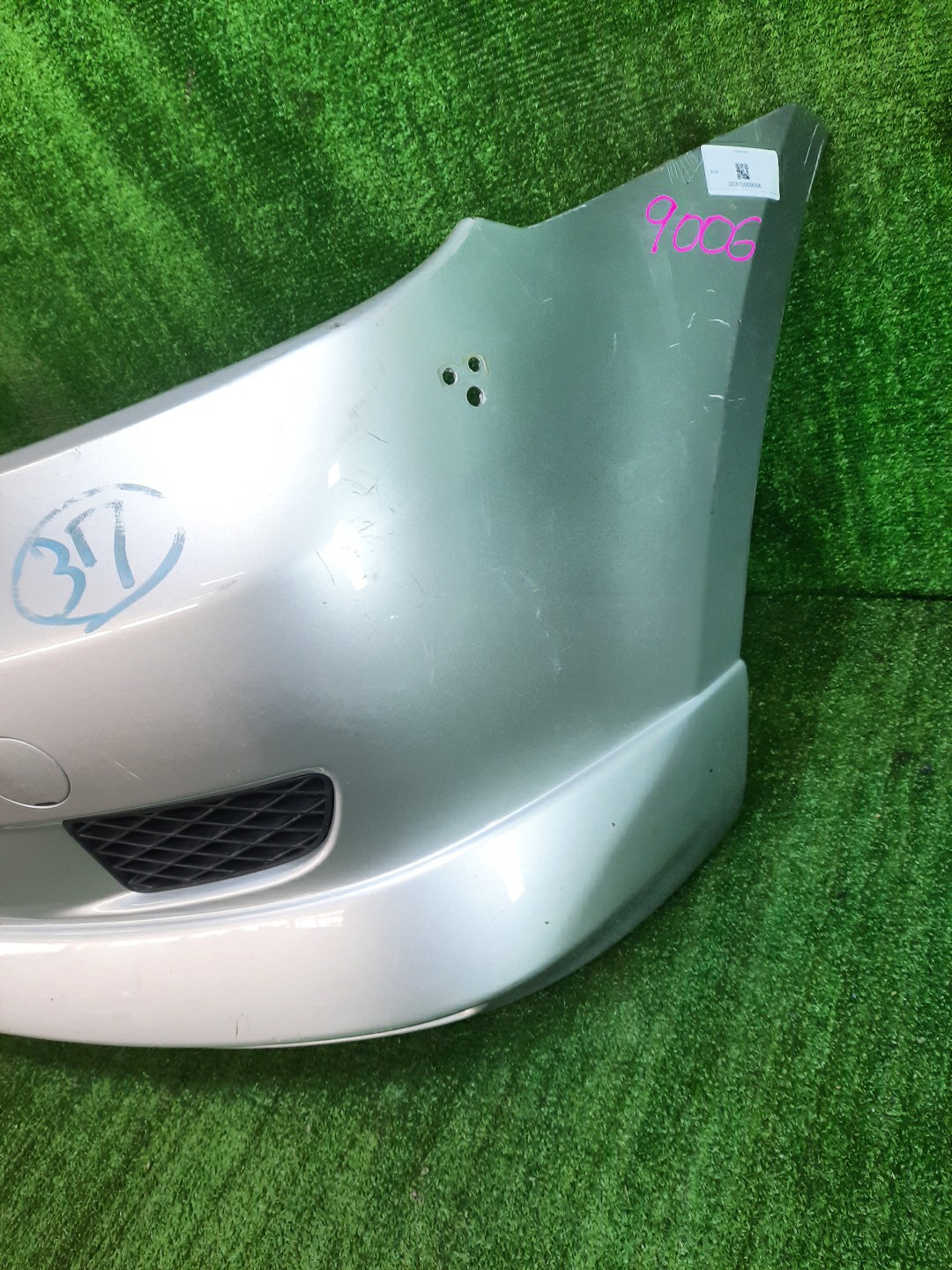 Бампер передний MAZDA DEMIO DY3W, DY5W, DY3R 9006 3 ракурс