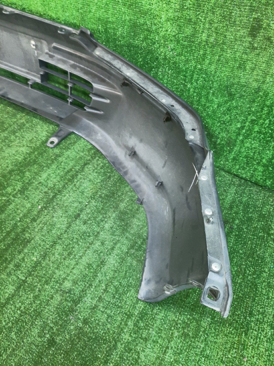 Бампер передний MITSUBISHI LANCER CEDIA, LANCER CS2A, CS5W, CS5A, CS3W, CS9W, CS9A, CS1A, CS2W, CS2V, CS3A, CS6A 9010 5 ракурс