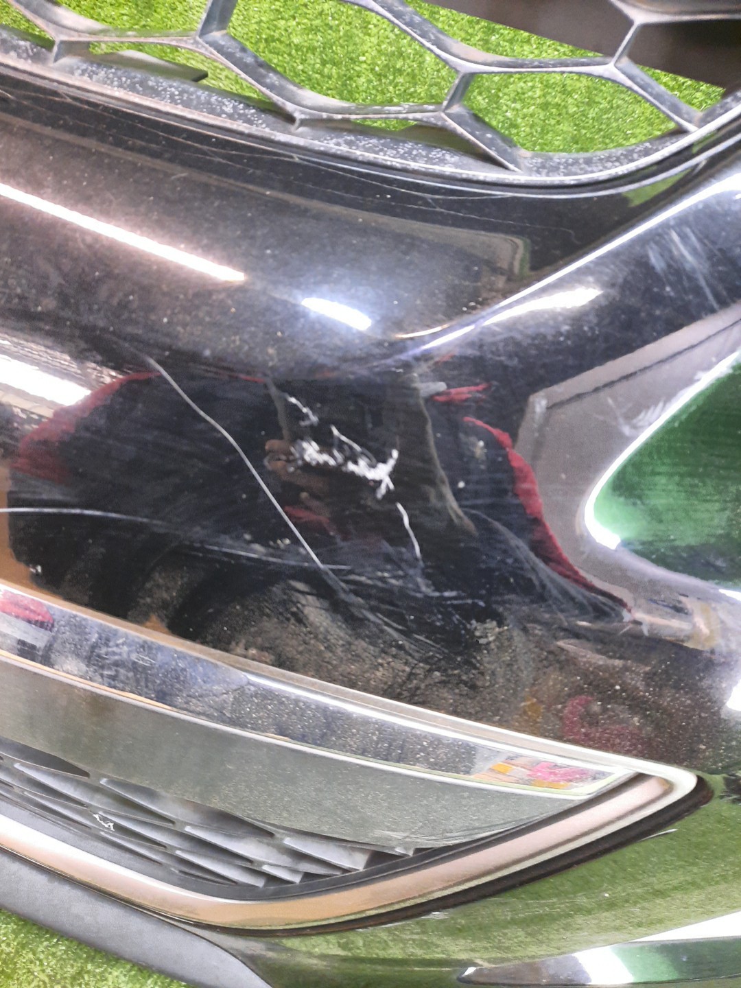 Бампер передний MAZDA CX-7 ER3P 9015 4 ракурс