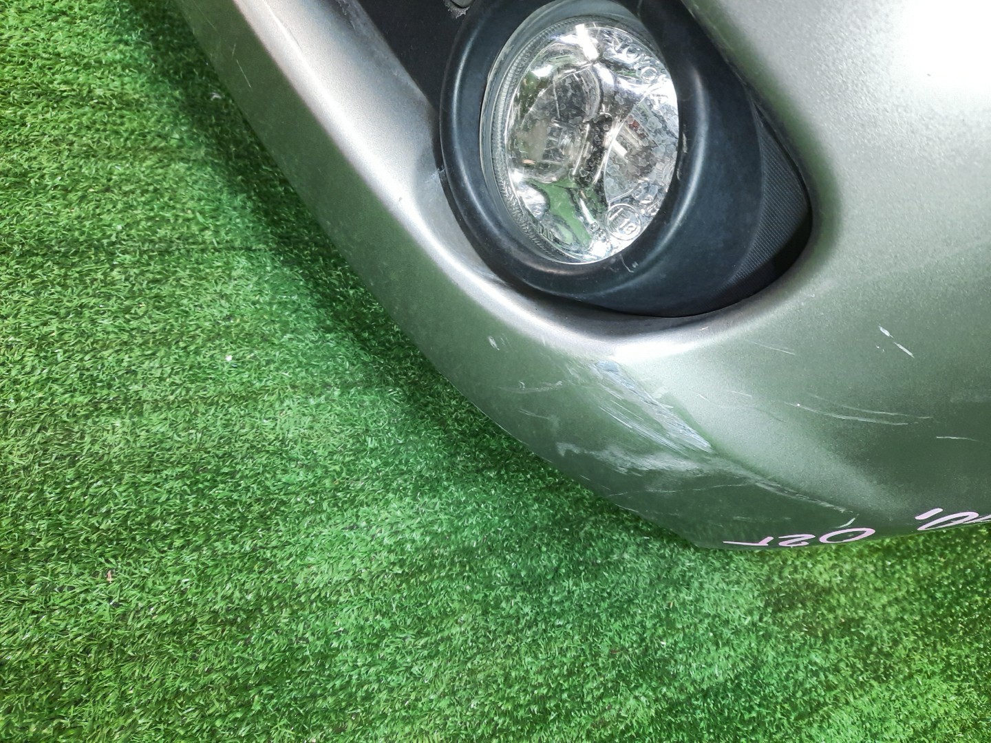 Бампер передний TOYOTA VITZ, YARIS SCP10, NCP10, SCP13, NCP15, NCP11, NCP13 9173 5 ракурс