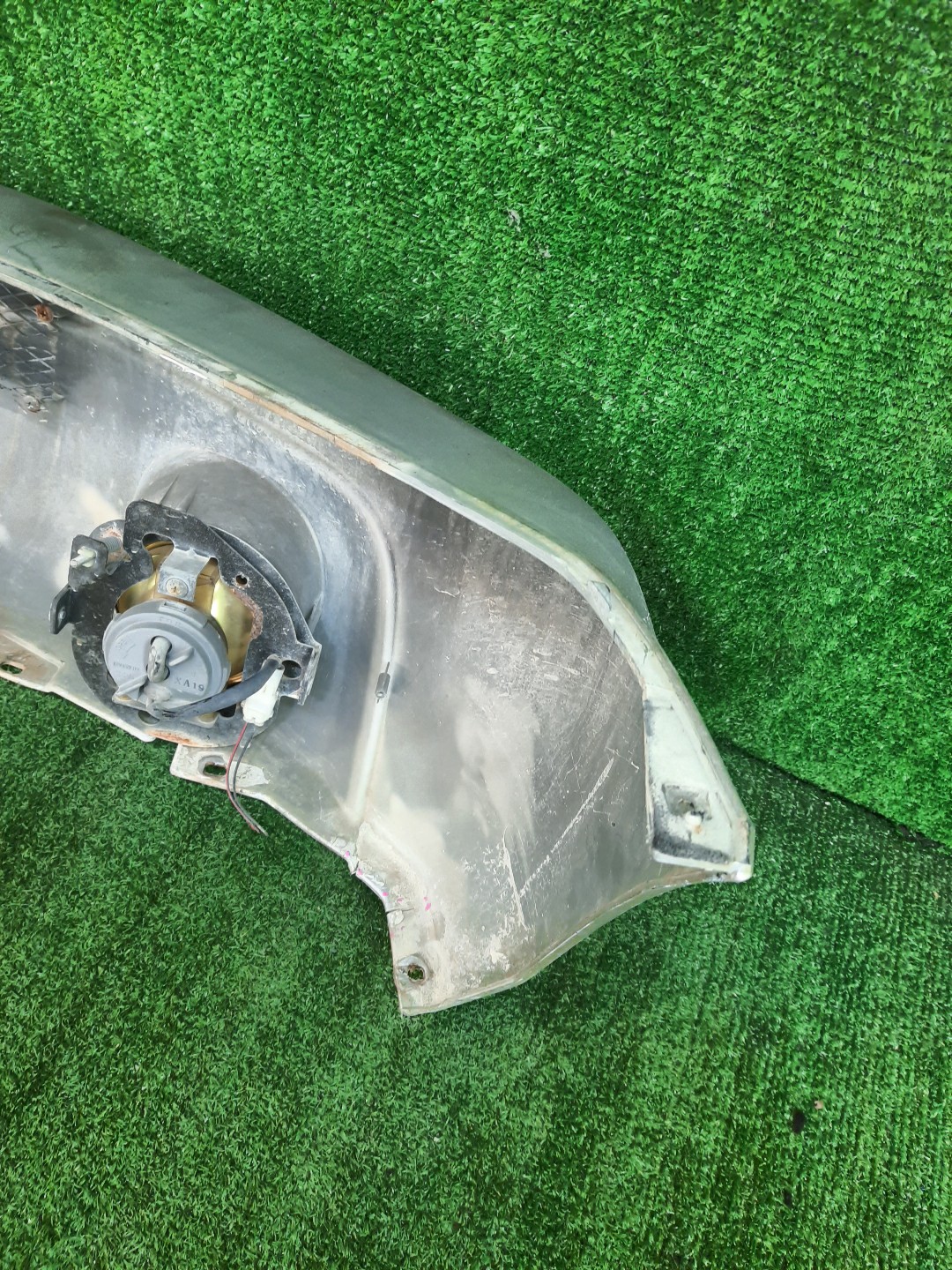 Бампер передний MITSUBISHI PAJERO IO H76W, H66W, H67W, H77W 9187 5 ракурс