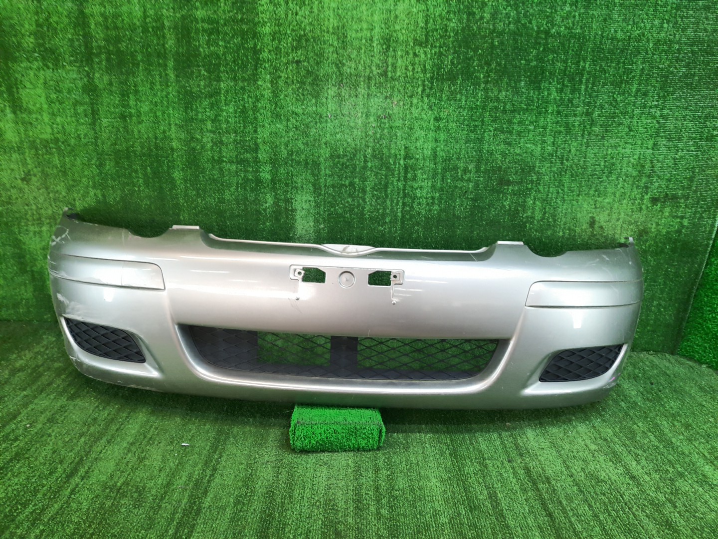 Бампер передний TOYOTA VITZ, YARIS SCP10, NCP10, SCP13, NCP15, NCP11, NCP13 9189 1 ракурс