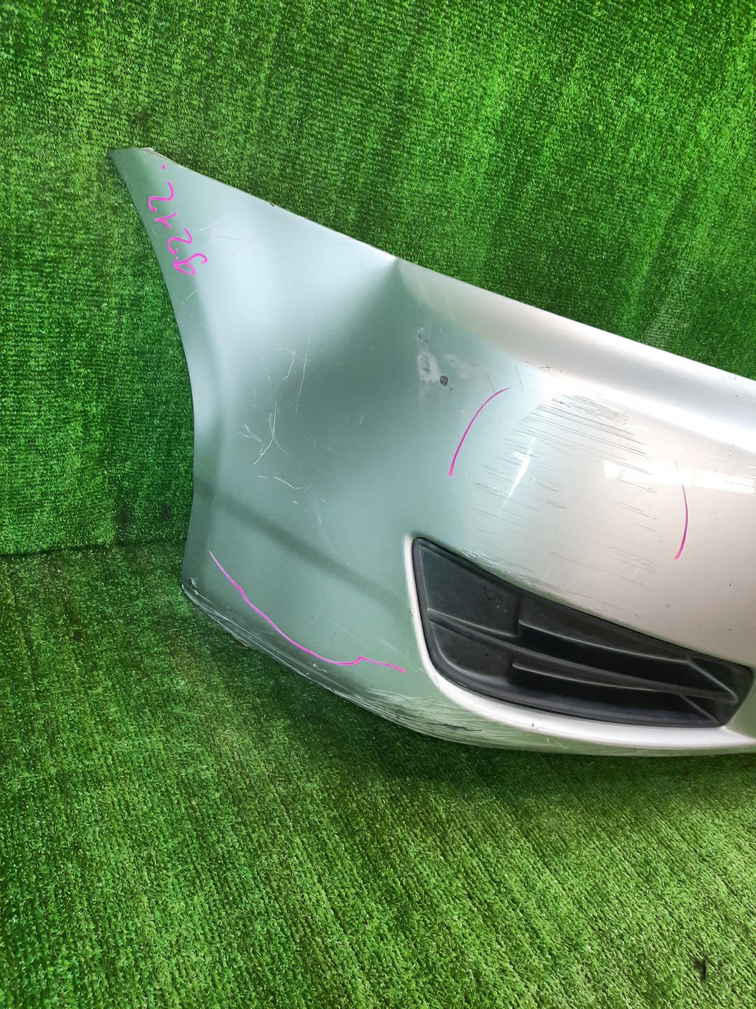 Бампер передний TOYOTA ALLEX, COROLLA RUNX ZZE124, NZE121, ZZE122, ZZE123, NZE124 9212 2 ракурс