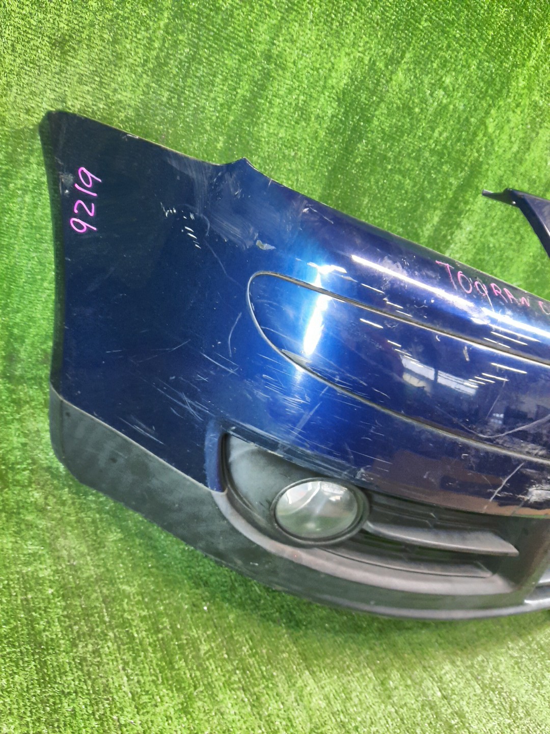Бампер передний VOLKSWAGEN TOURAN 1T1 9219 2 ракурс
