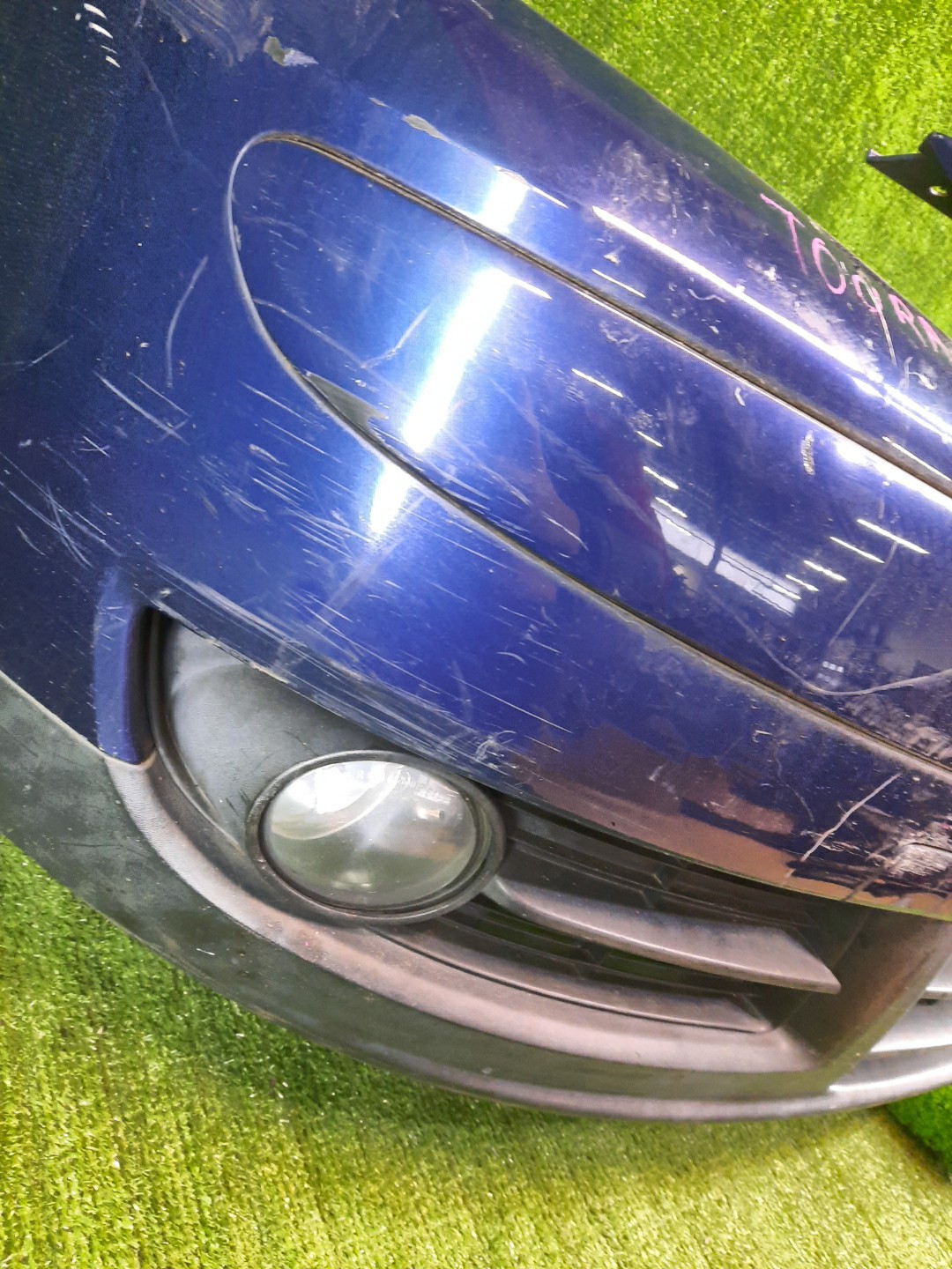 Бампер передний VOLKSWAGEN TOURAN 1T1 9219 3 ракурс