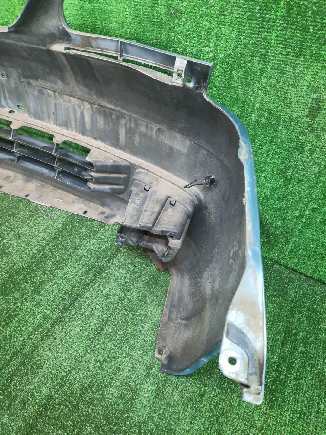 Бампер передний NISSAN SERENA TNC24, TC24, RC24, PC24, PNC24, VC24, VNC24 9283 5 ракурс