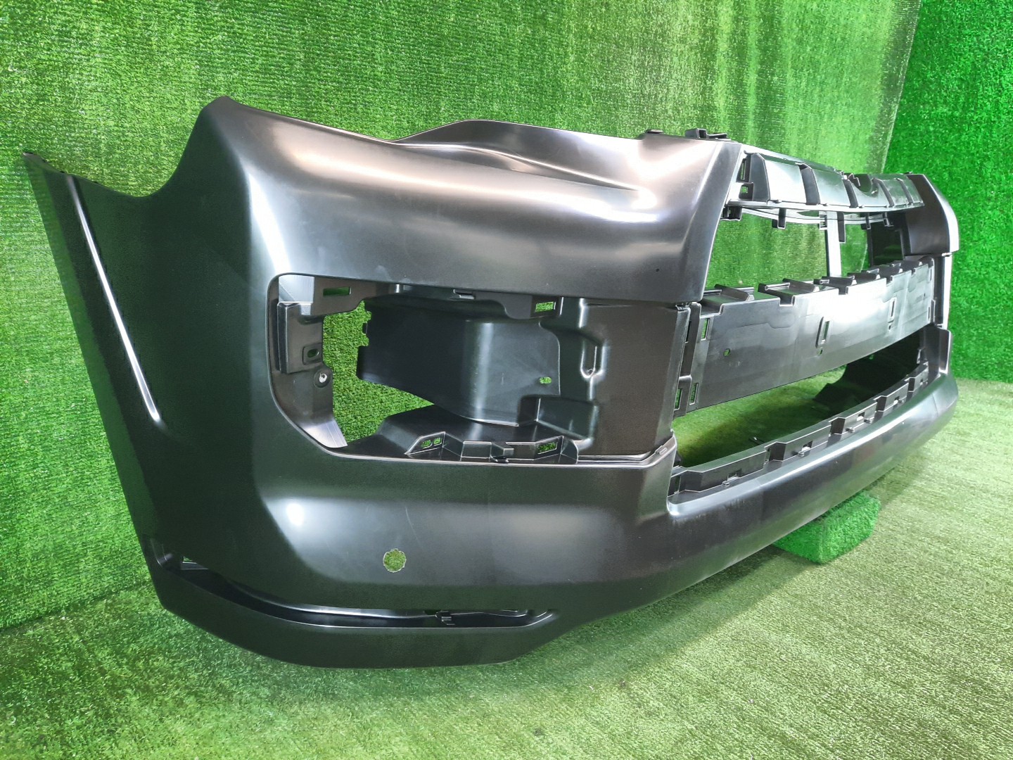 Бампер передний TOYOTA 4RUNNER GRN285 52119-35919 2 ракурс Бампер передний TOYOTA 4RUNNER GRN285 52119-35919 2 ракурс