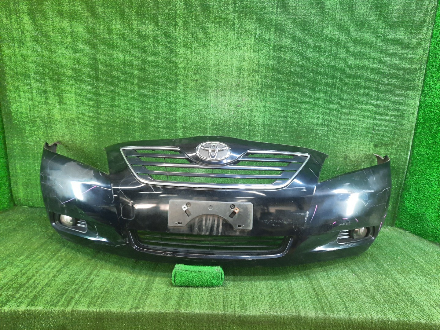 Бампер передний TOYOTA CAMRY, ALTIS AHV40, GSV40, ACV40, ACV45, ACV40N, ACV45N 9341 1 ракурс Бампер передний TOYOTA CAMRY, ALTIS AHV40, GSV40, ACV40, ACV45, ACV40N, ACV45N 9341 1 ракурс