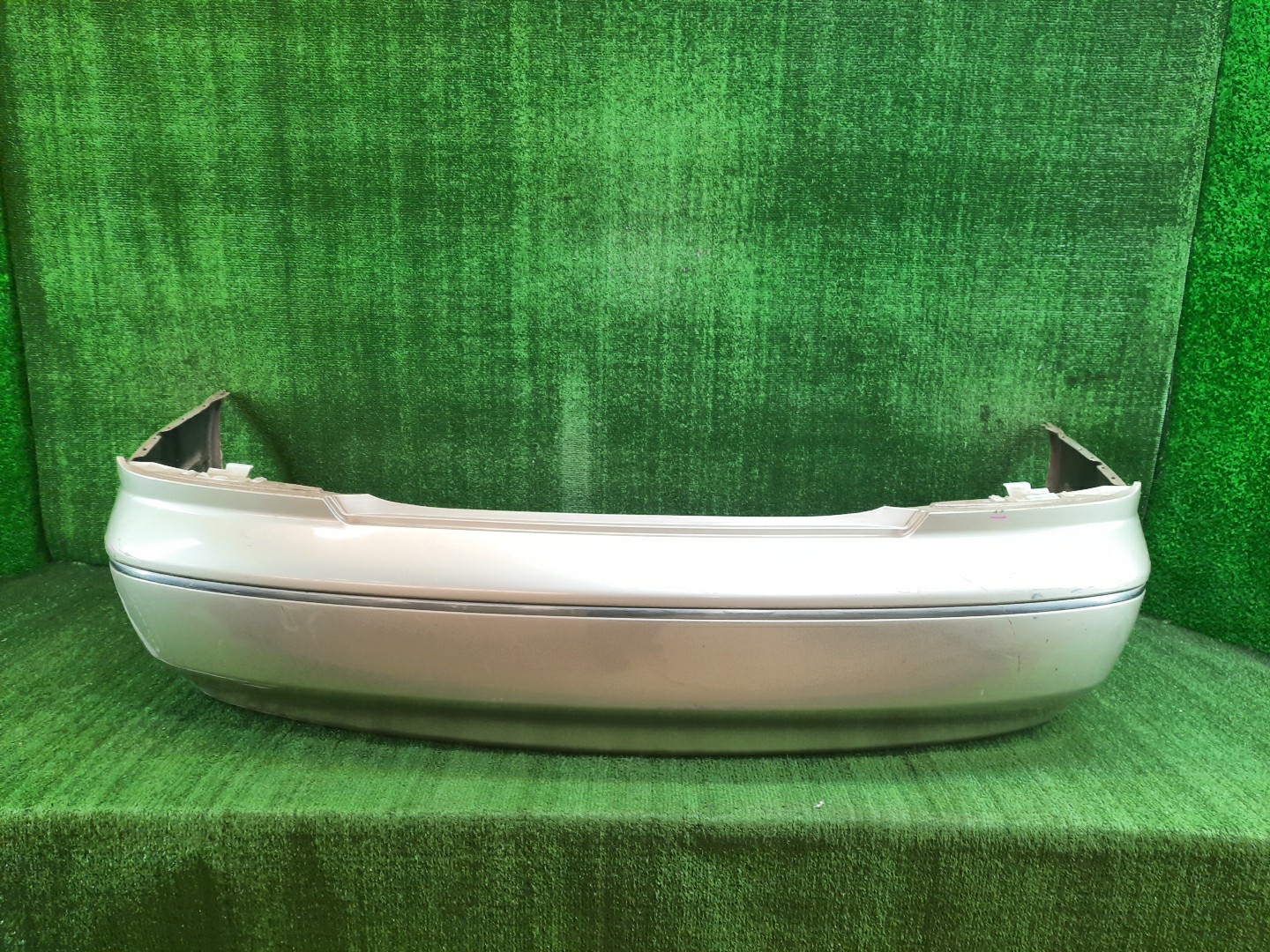 Бампер задний NISSAN BLUEBIRD SYLPHY G10, QG10, FG10, TG10, QNG10 9360 1 ракурс